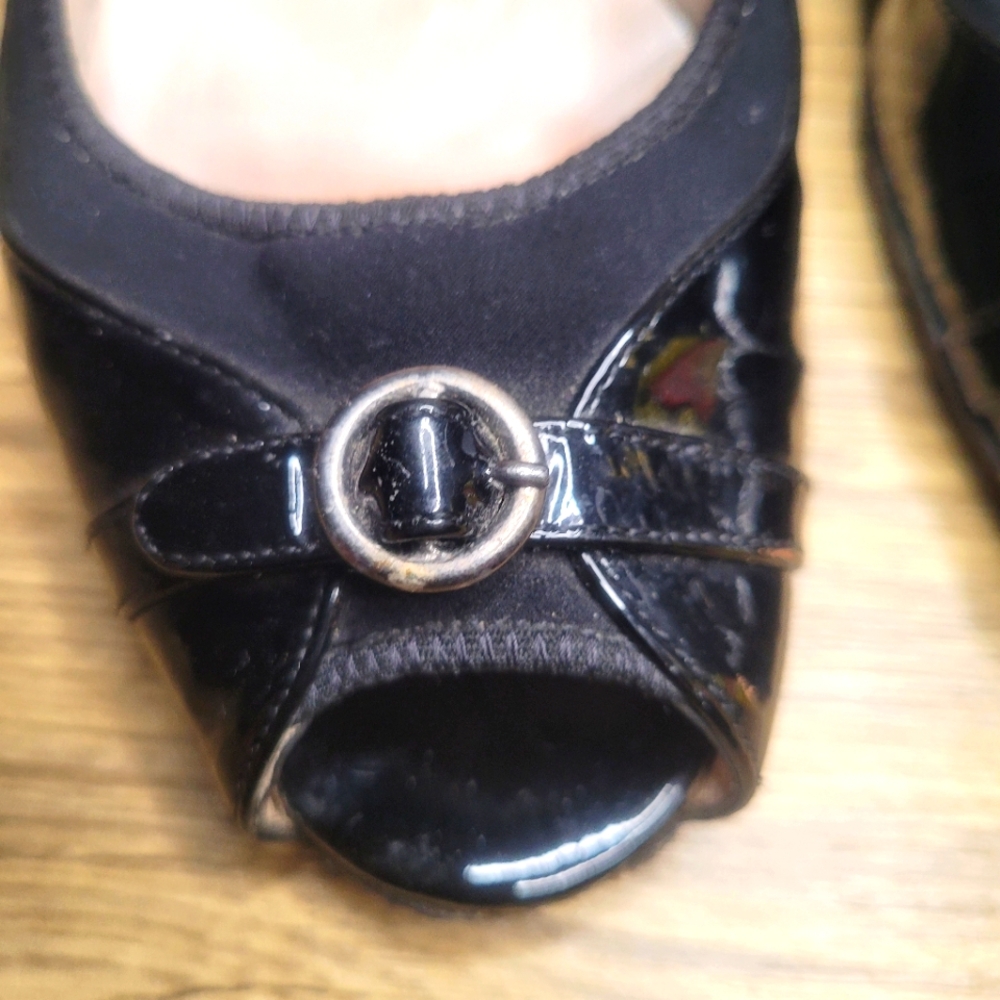 Bruno Magli vintage black patent leather heels Women's Size 6.5 - Picture 4 of 6